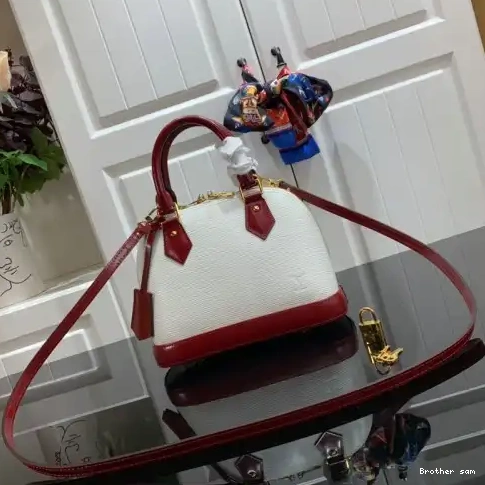 205fy0021 Bags LV 0816